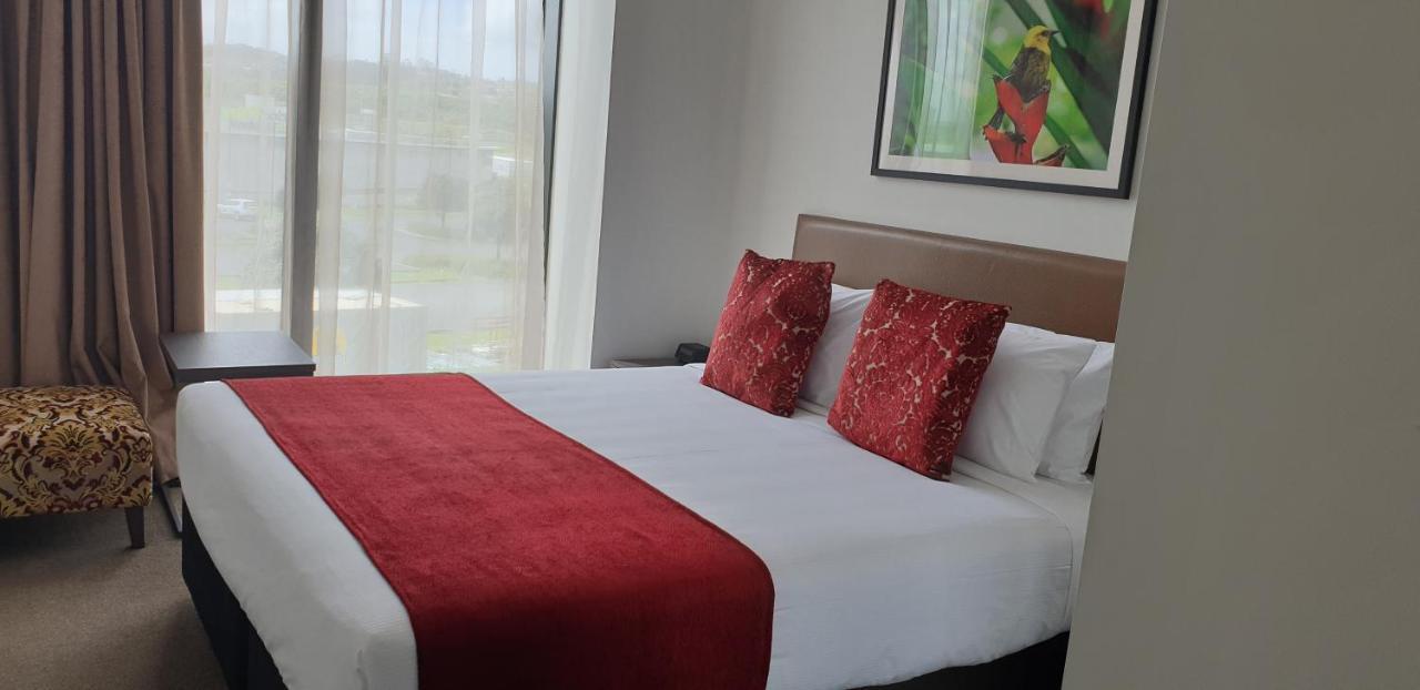 Ramada Suites By Wyndham Auckland Manukau Pacfic Centre Екстериор снимка