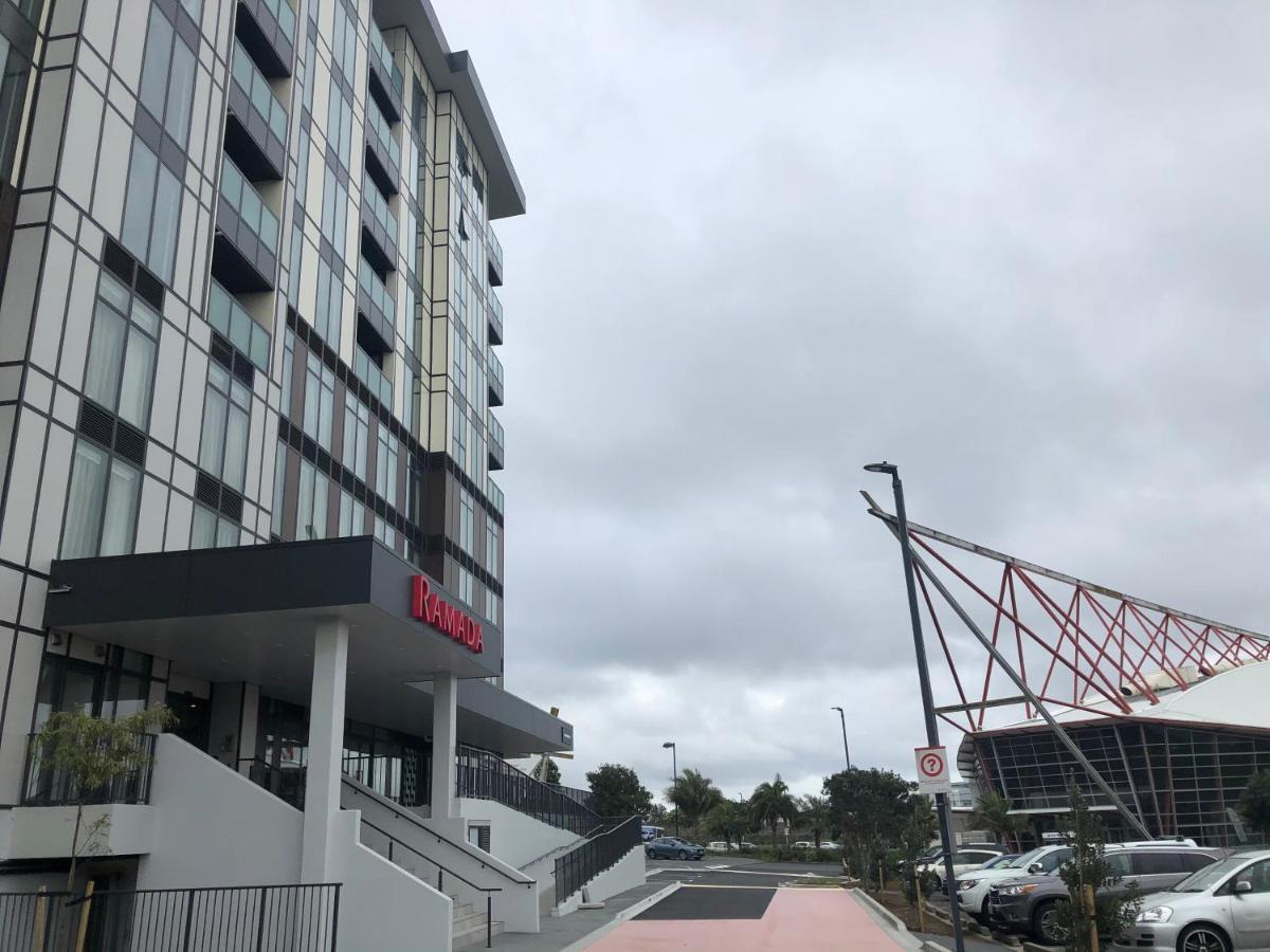 Ramada Suites By Wyndham Auckland Manukau Pacfic Centre Екстериор снимка