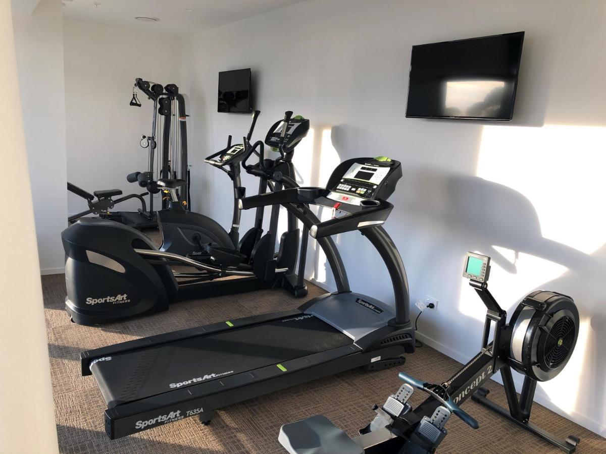Ramada Suites By Wyndham Auckland Manukau Pacfic Centre Екстериор снимка