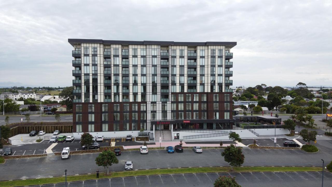 Ramada Suites By Wyndham Auckland Manukau Pacfic Centre Екстериор снимка